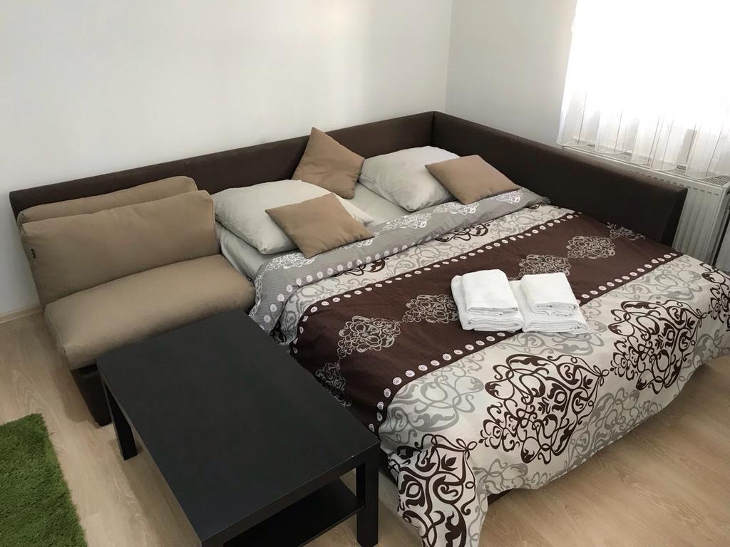 GIL apartments, квартира студия в самом центре пл Петефи Ужгород Экстерьер фото