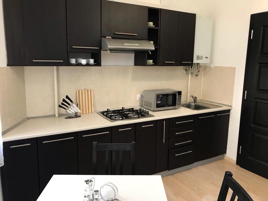 GIL apartments, квартира студия в самом центре пл Петефи Ужгород Экстерьер фото